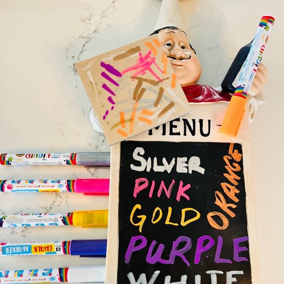 16‎ Vibrant Chalk Markers with Case - Picture 11 of 13